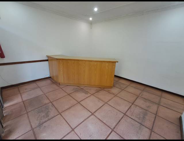 120M² OFFICE TO LET IN VEREENIGING CENTRAL
